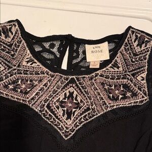 Knox Rose sleeveless top